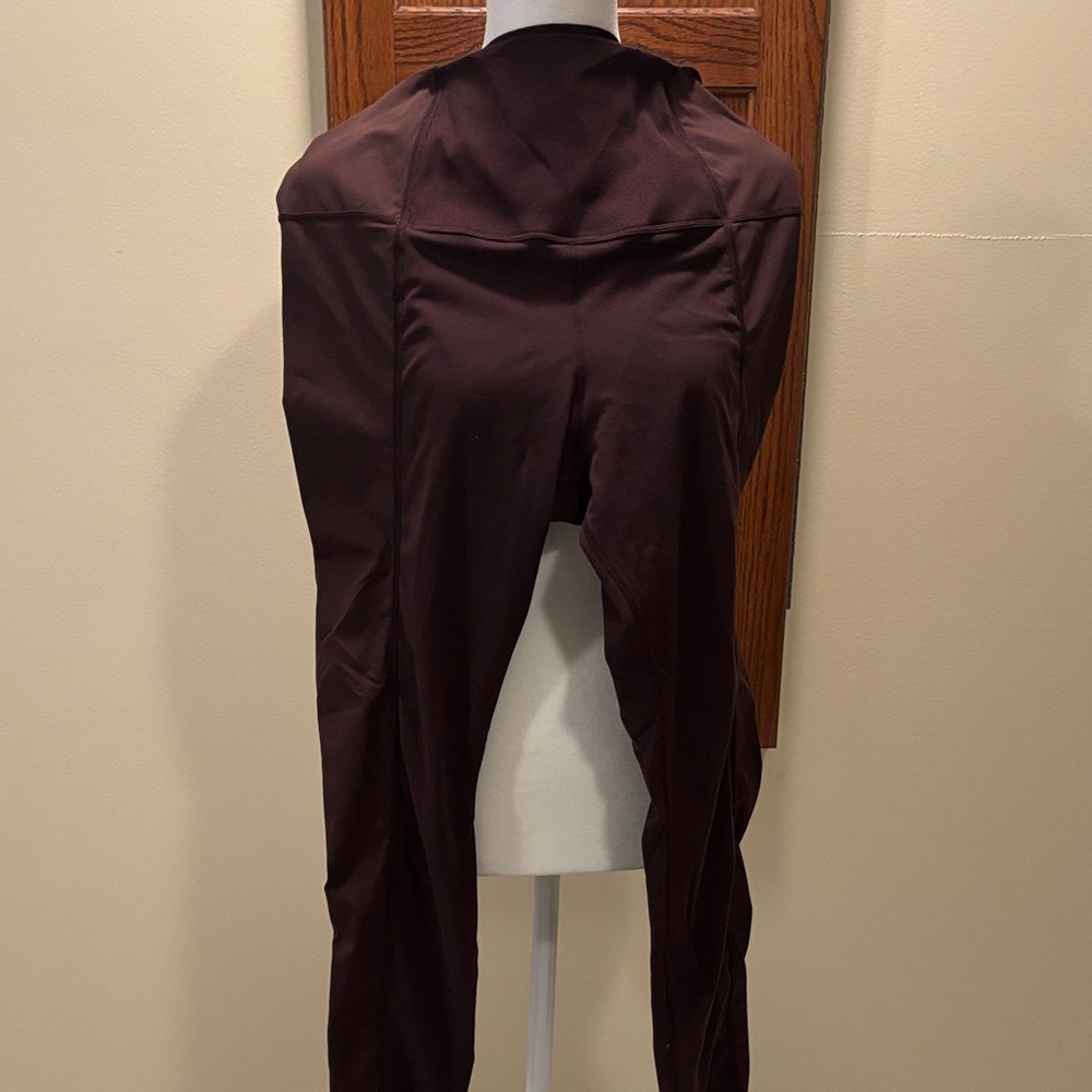 Nike Chocolate Dri-FIT Yoga Leggings - size Large